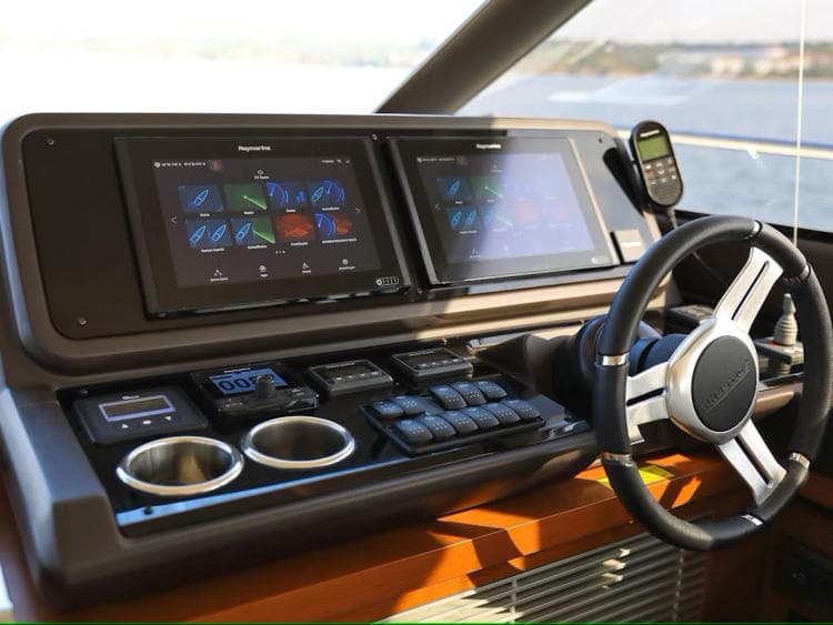 Prestige 520 Fly  - photo 17