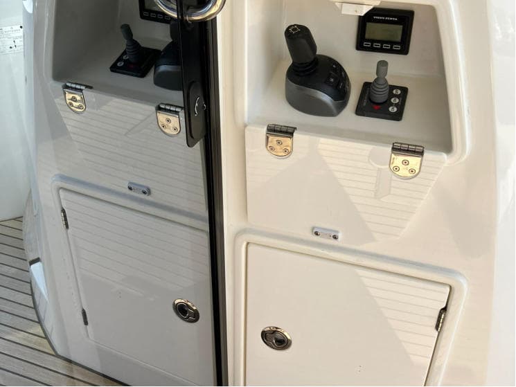 Prestige 520 Fly  - photo 16