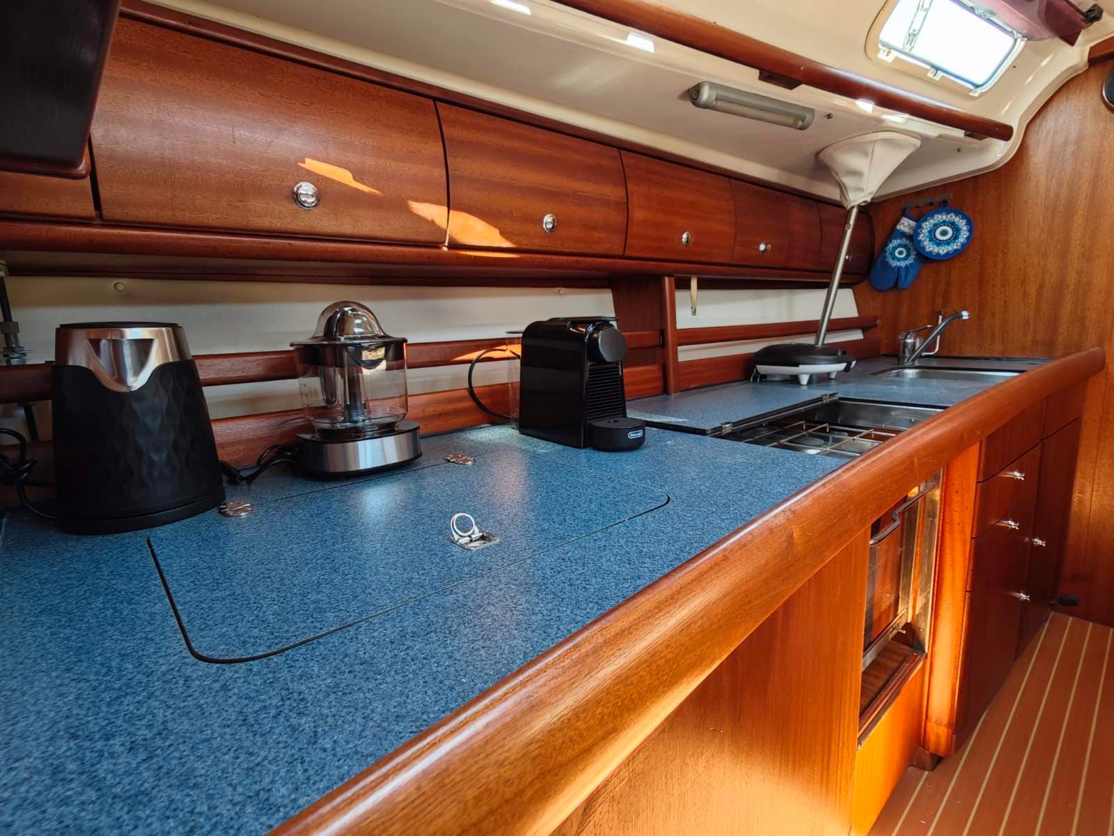 Bavaria 44 - photo 12