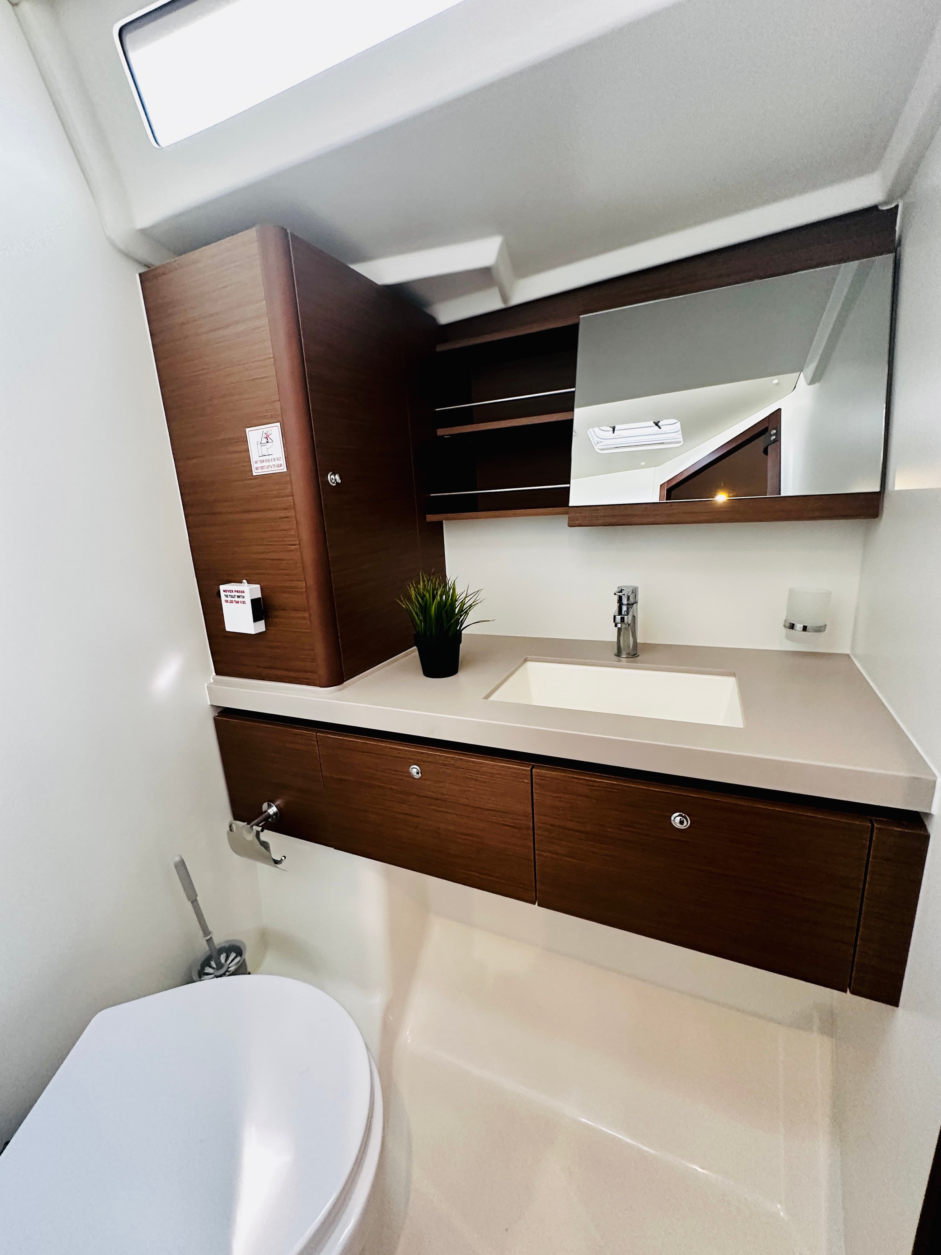 Oceanis 51.1 - photo 12