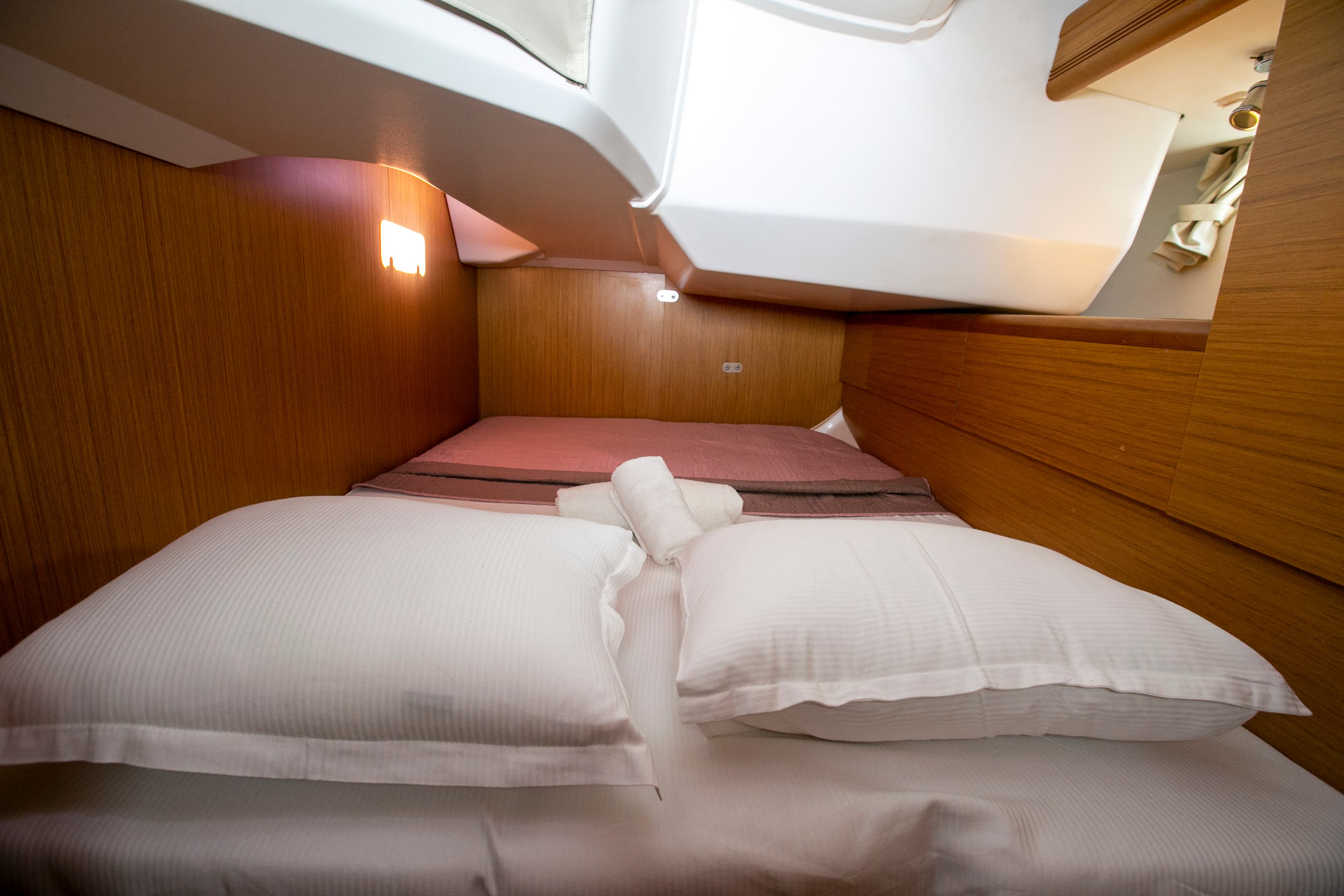 Sun Odyssey 49i - photo 6