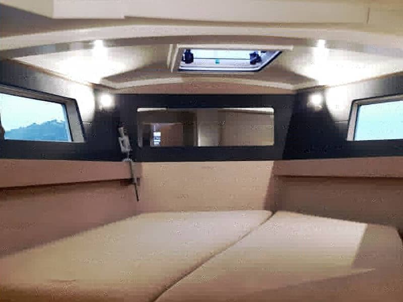 Oceanis 41.1 - photo 7