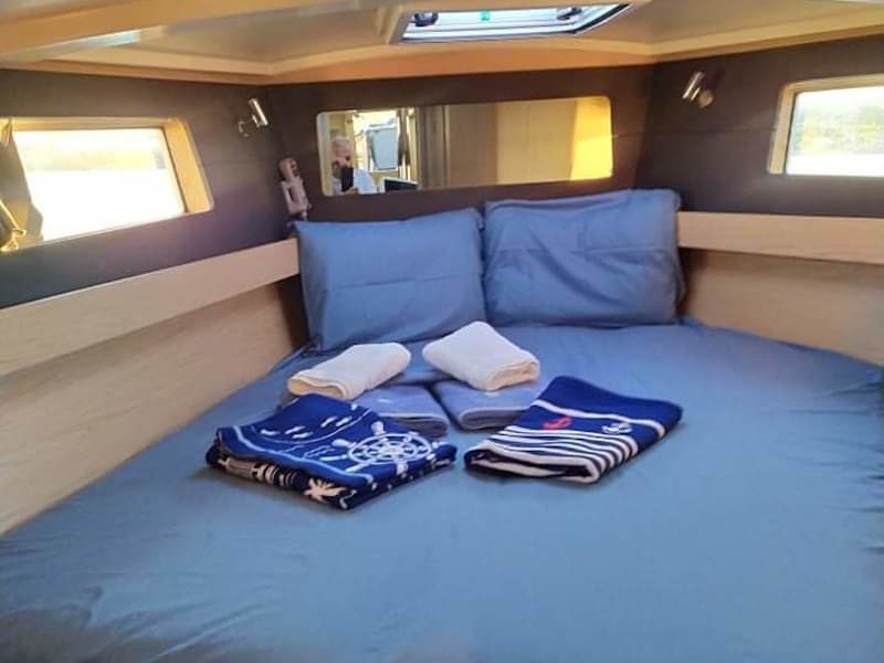 Oceanis 41.1 - photo 16