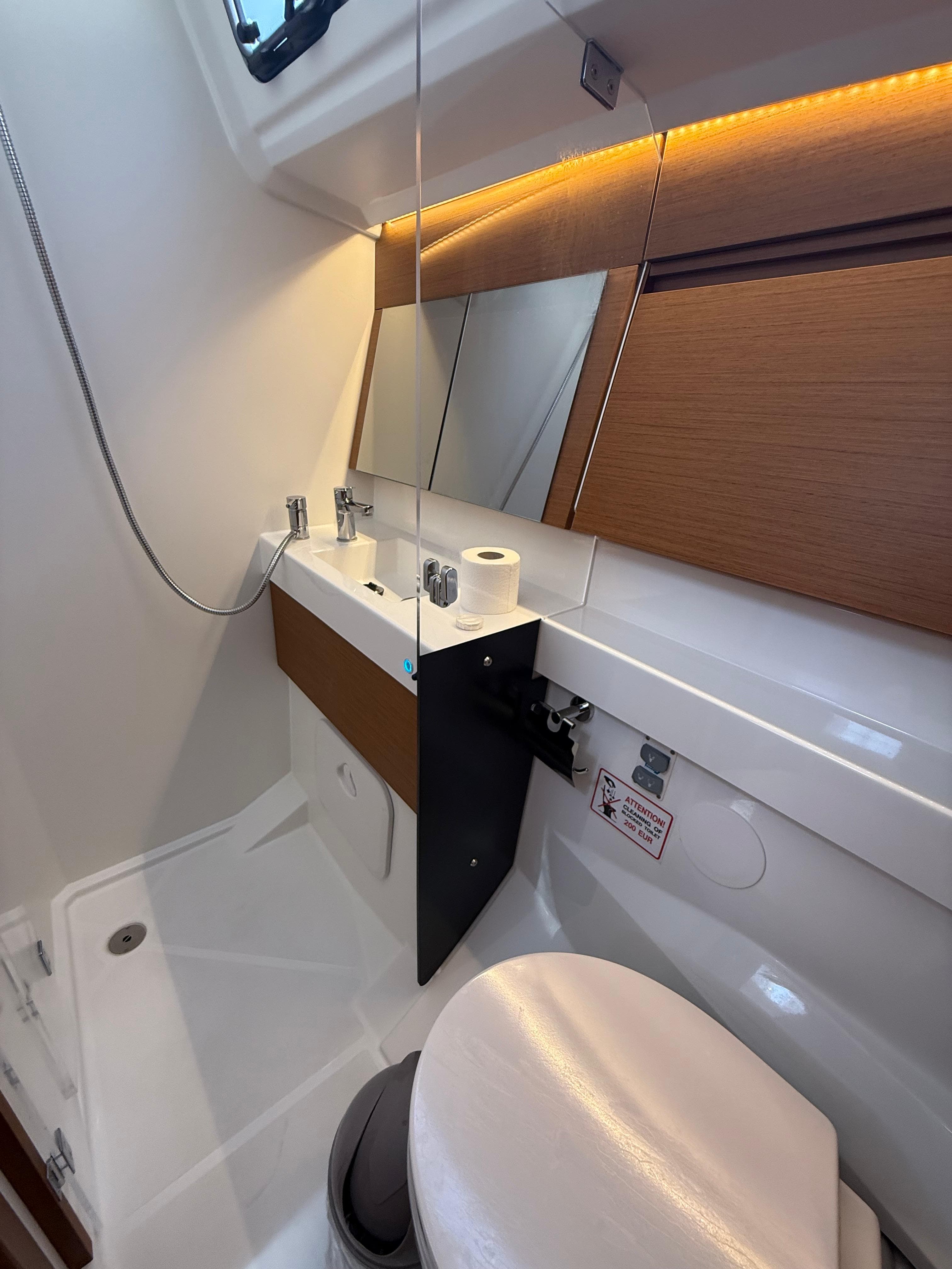 Sun Odyssey 410 - photo 16