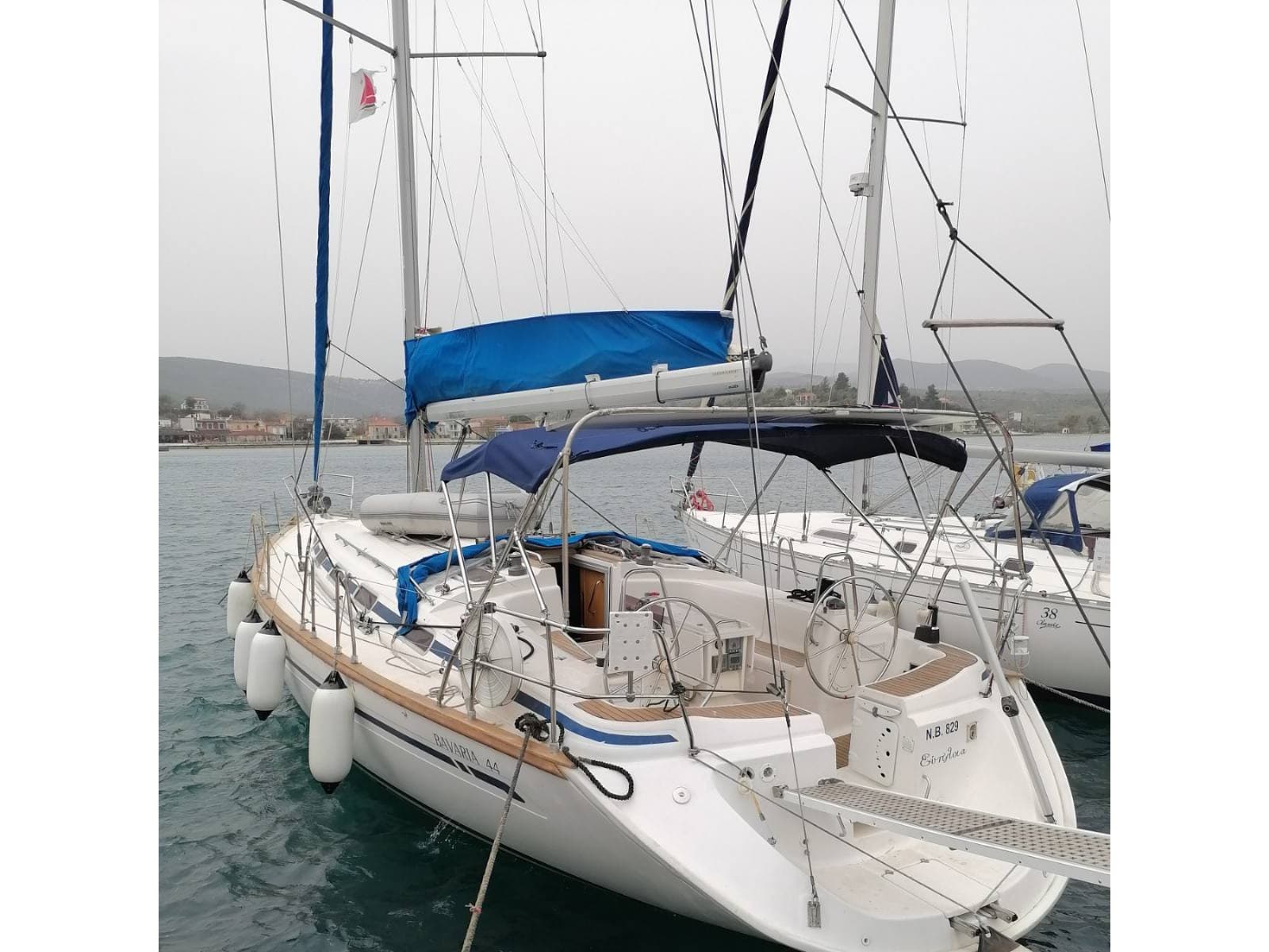 Bavaria 44 - photo