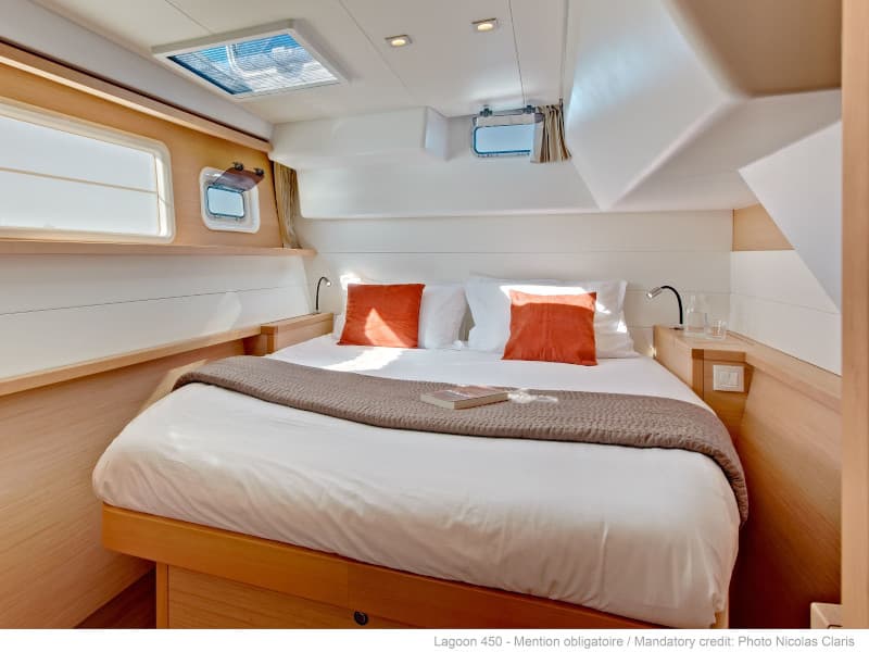 Lagoon 450 Fly - photo 9