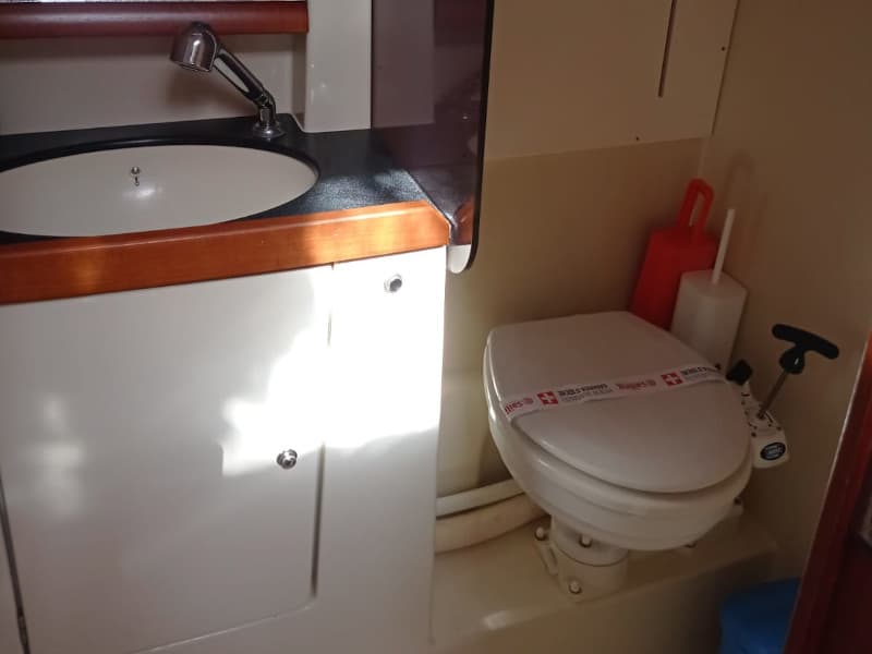 Dufour 455 - photo 8