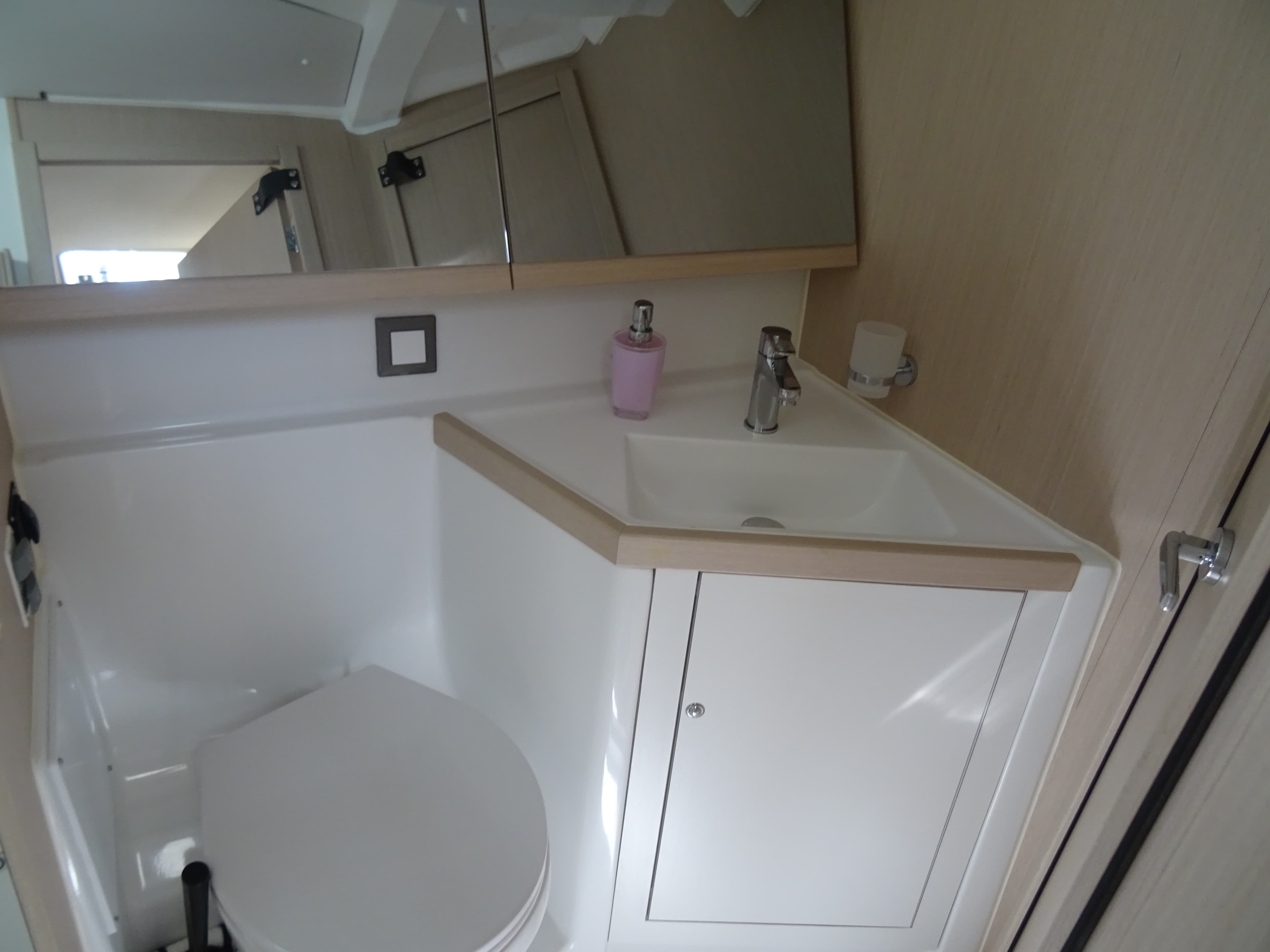 Oceanis 46.1 - photo 9