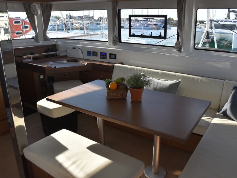 Lagoon 46  - photo 29