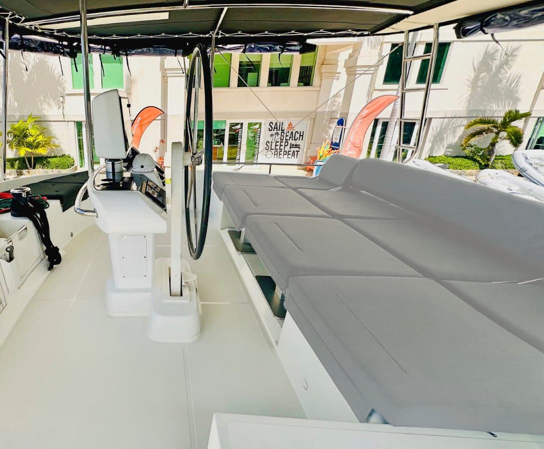 Lagoon 52F - photo 5
