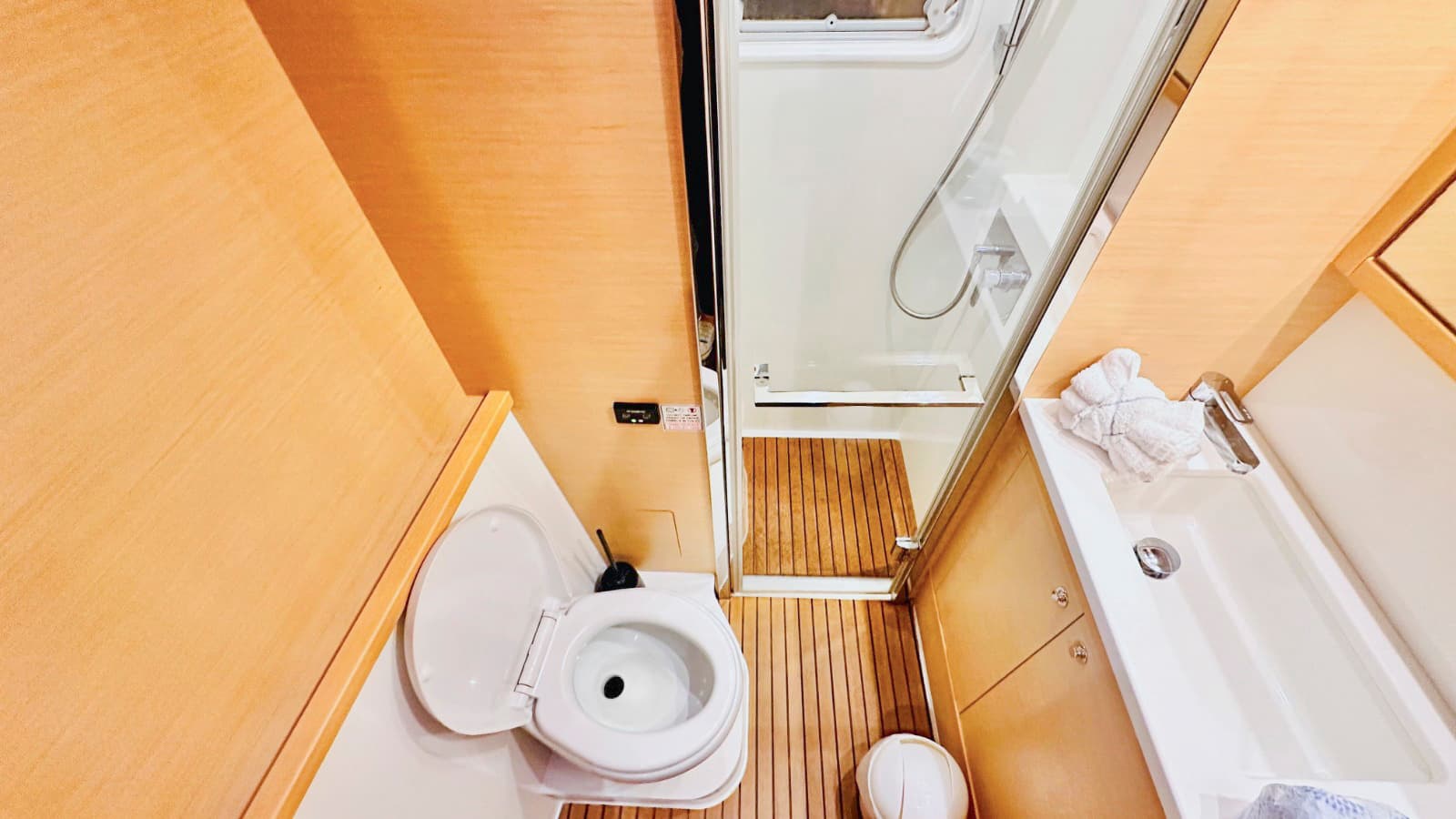 Lagoon 52F - photo 4