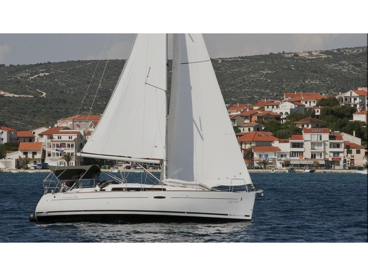 Oceanis 34 - photo 6