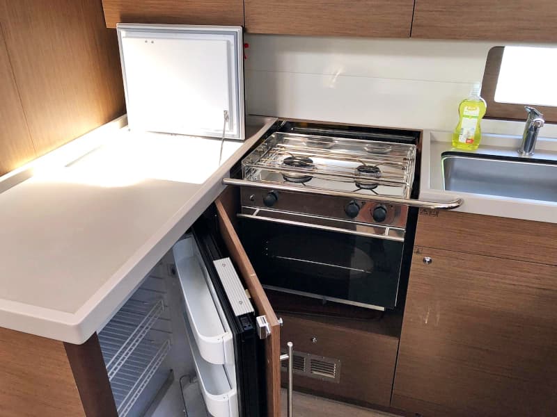 Oceanis 51.1 - photo 19