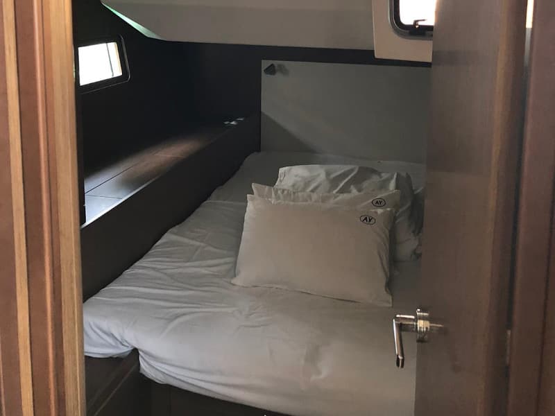 Oceanis 51.1 - photo 8