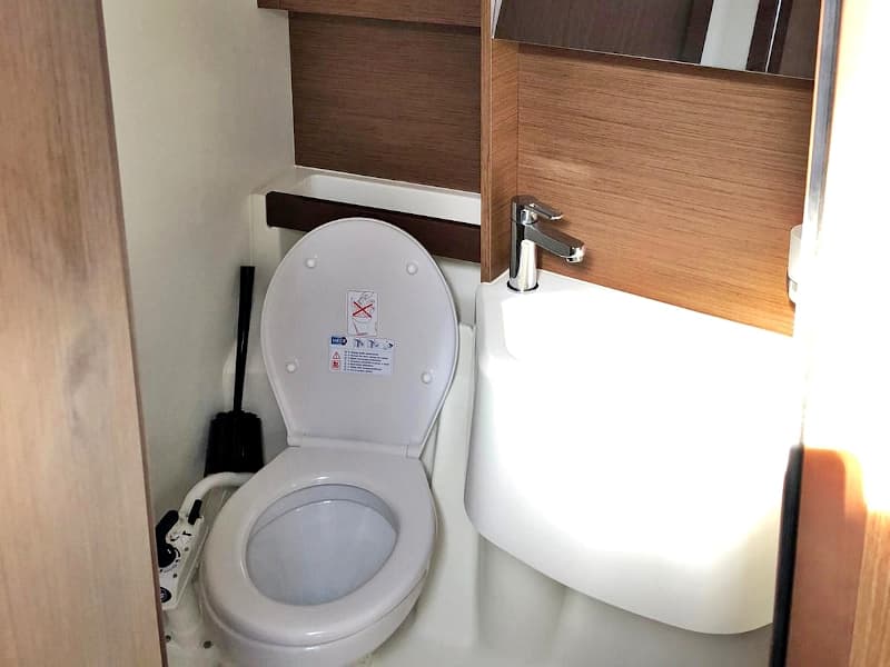 Oceanis 51.1 - photo 5