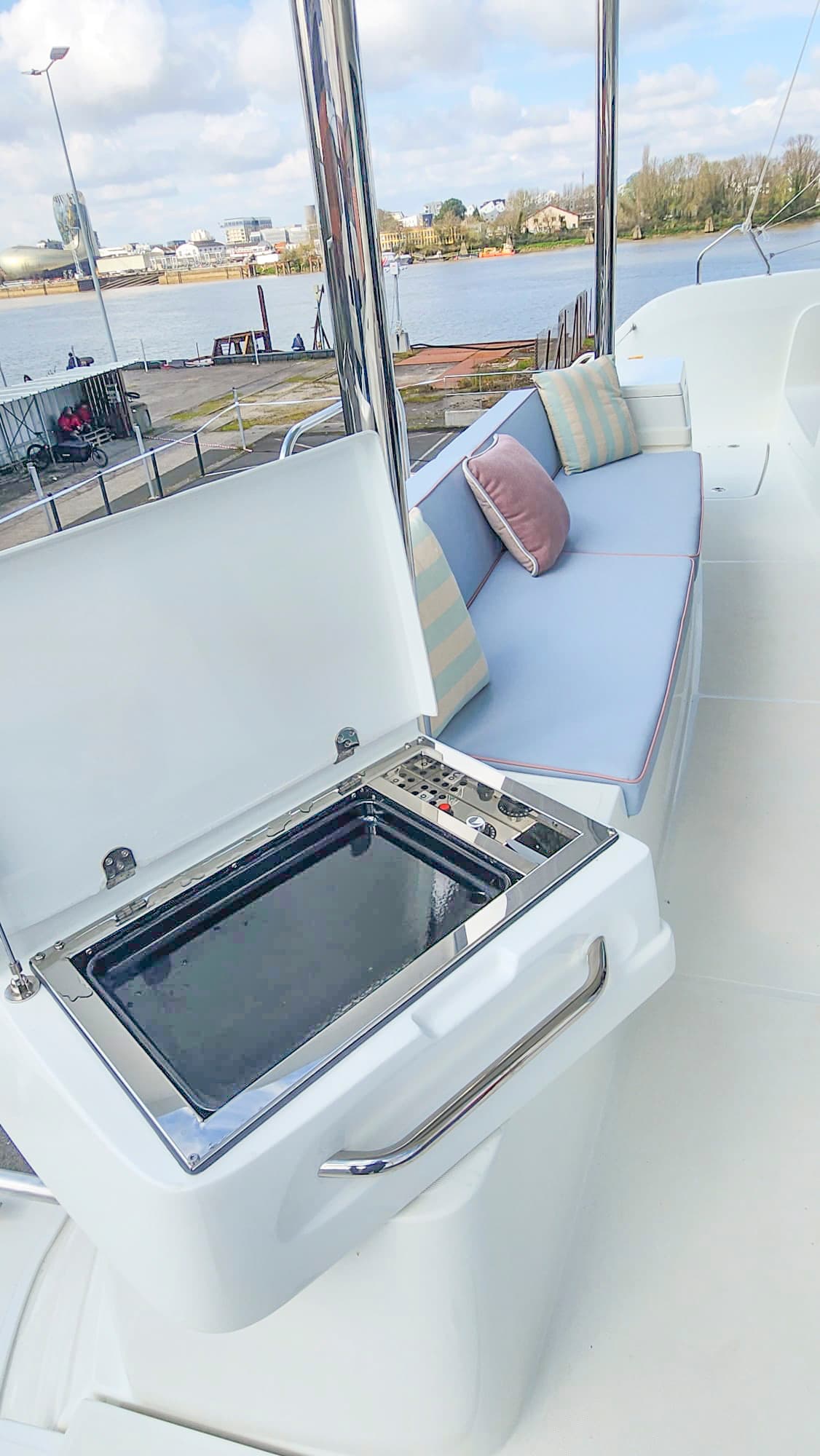 Lagoon 51 - photo 12