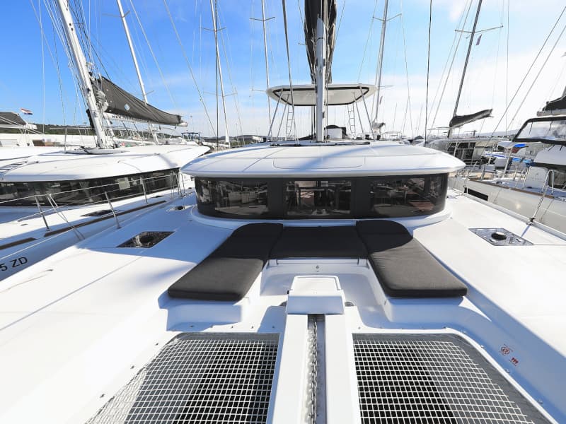 Lagoon 46  - photo 11