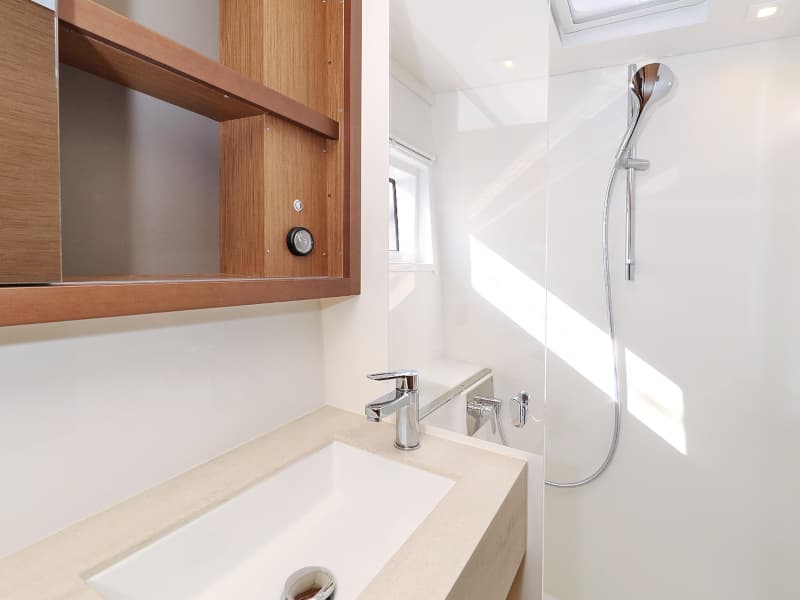 Lagoon 46  - photo 51