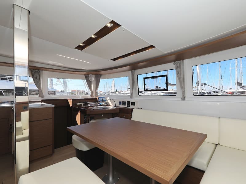 Lagoon 46  - photo 61