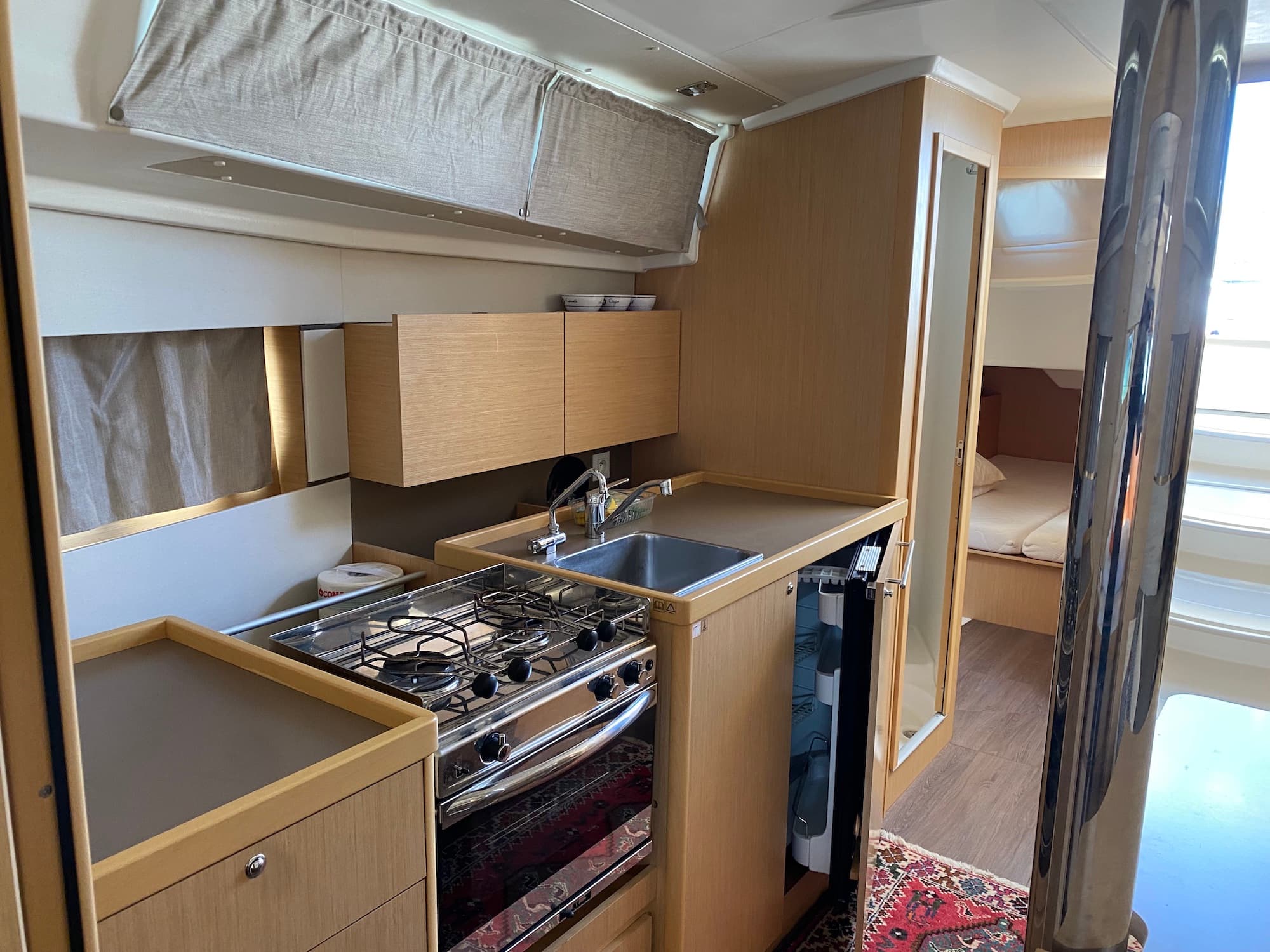 Oceanis 38.1 - photo 17