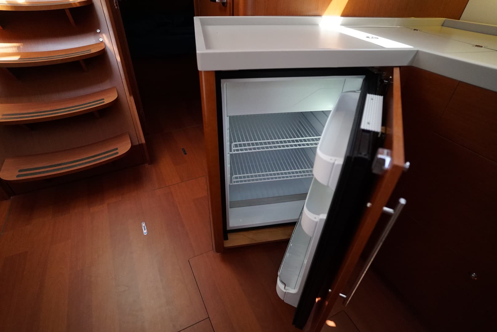 Oceanis 46.1 - photo 10