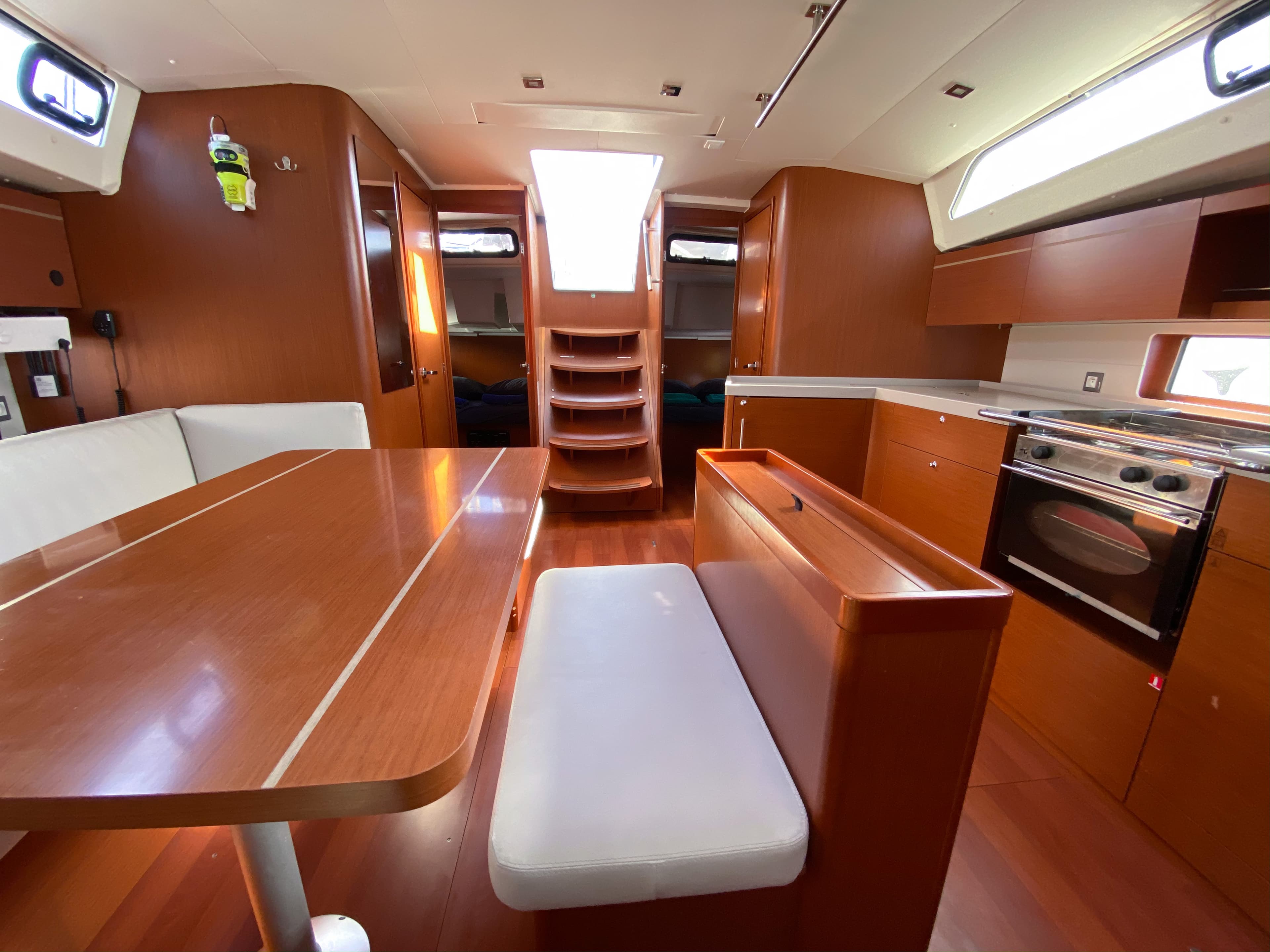 Oceanis 46.1 - photo 10