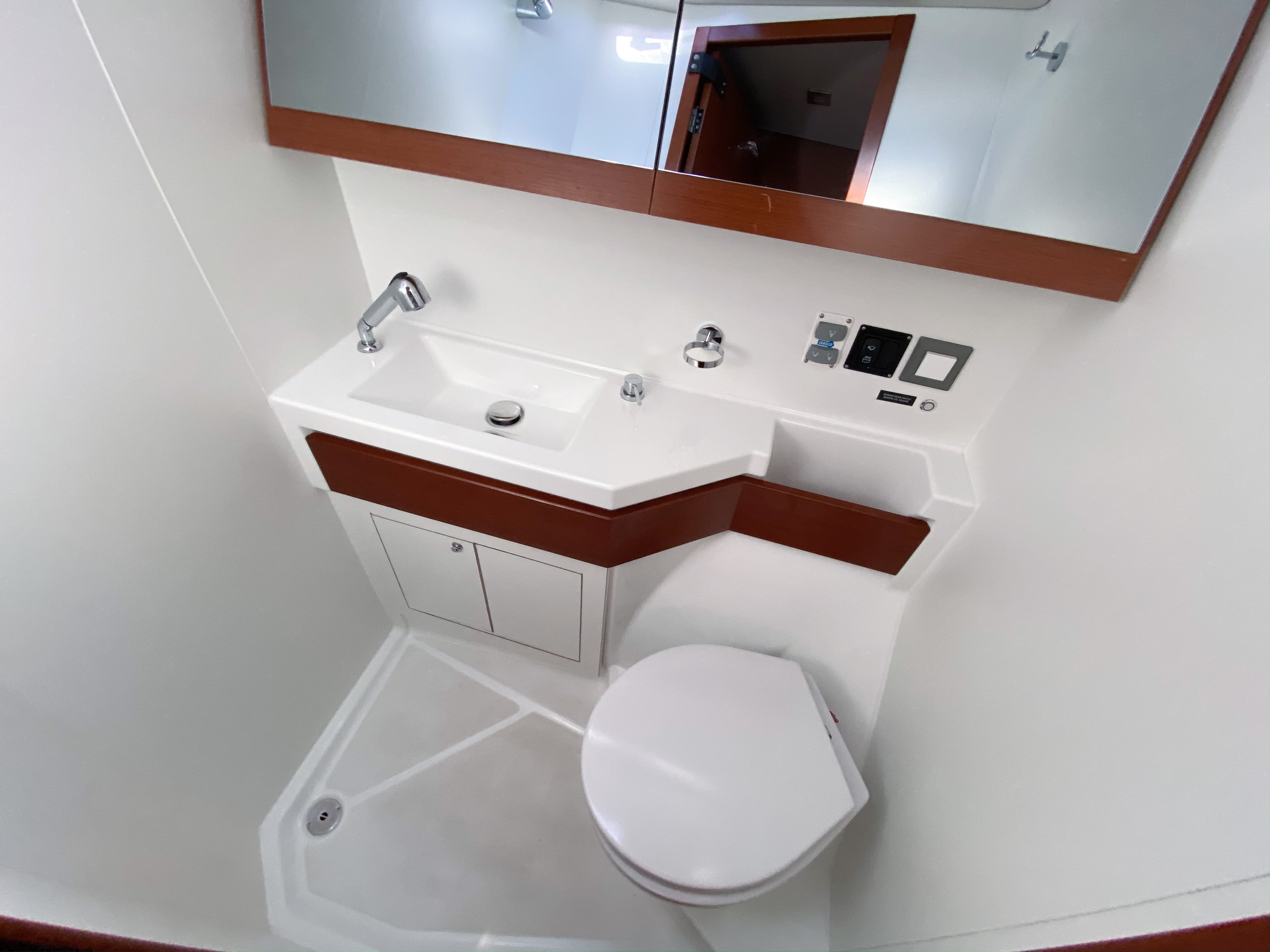 Oceanis 46.1 - photo 9