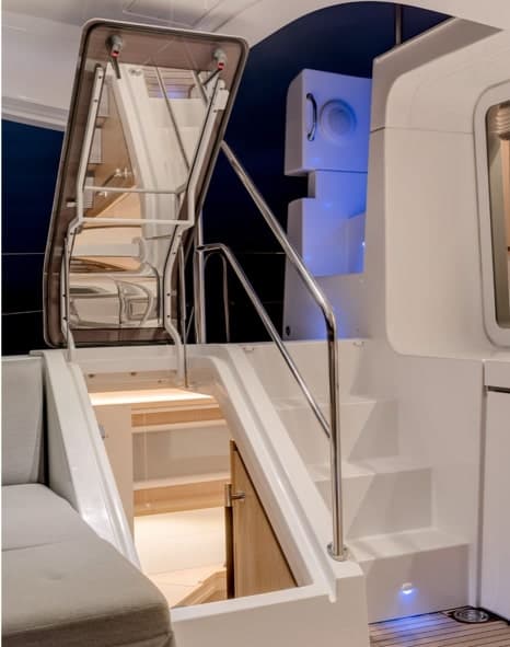 Lagoon 52 - photo 34