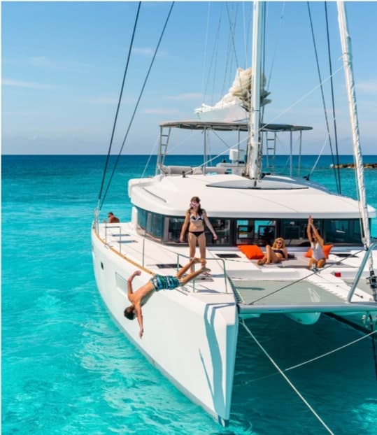 Lagoon 52 - photo 36