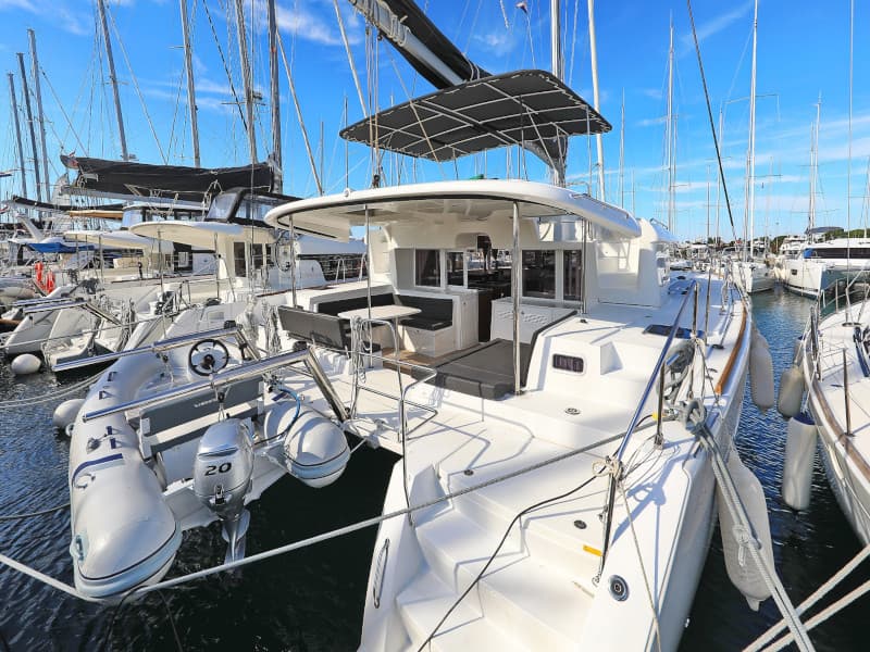 Lagoon 450 - photo 5