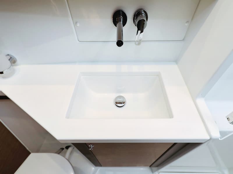 Lagoon 450 - photo 30