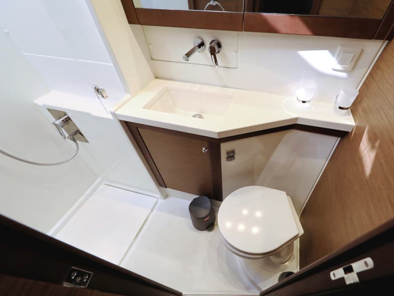 Lagoon 450 - photo 34