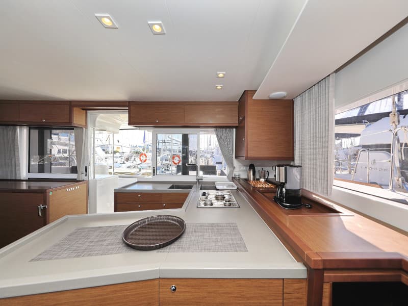 Lagoon 450 - photo 36