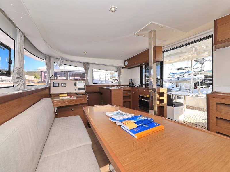 Lagoon 42 - photo 43