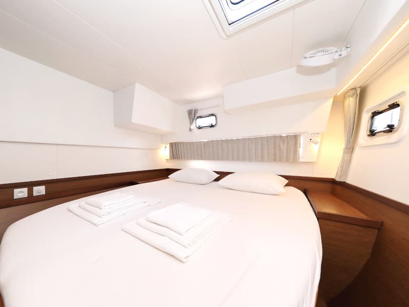 Lagoon 42 - photo 33