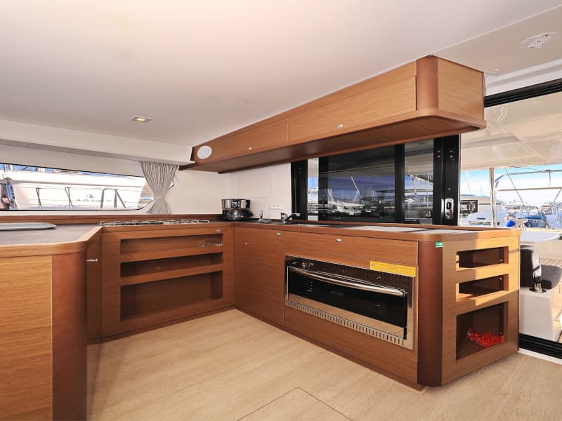 Lagoon 42 - photo 35