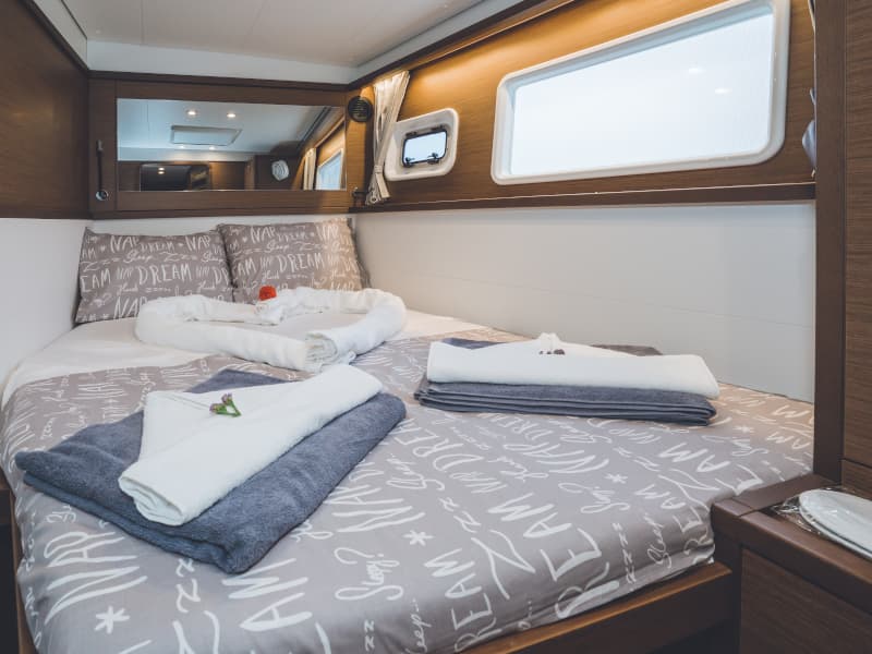 Lagoon 450 Fly - photo 19