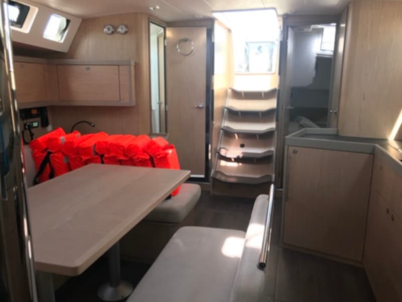 Oceanis 45 - photo 8