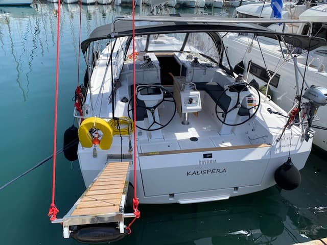 Bavaria C42 - photo 4