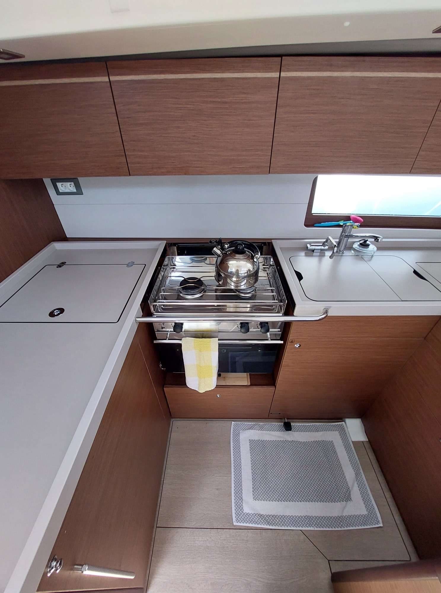 Oceanis 51.1 - photo 7