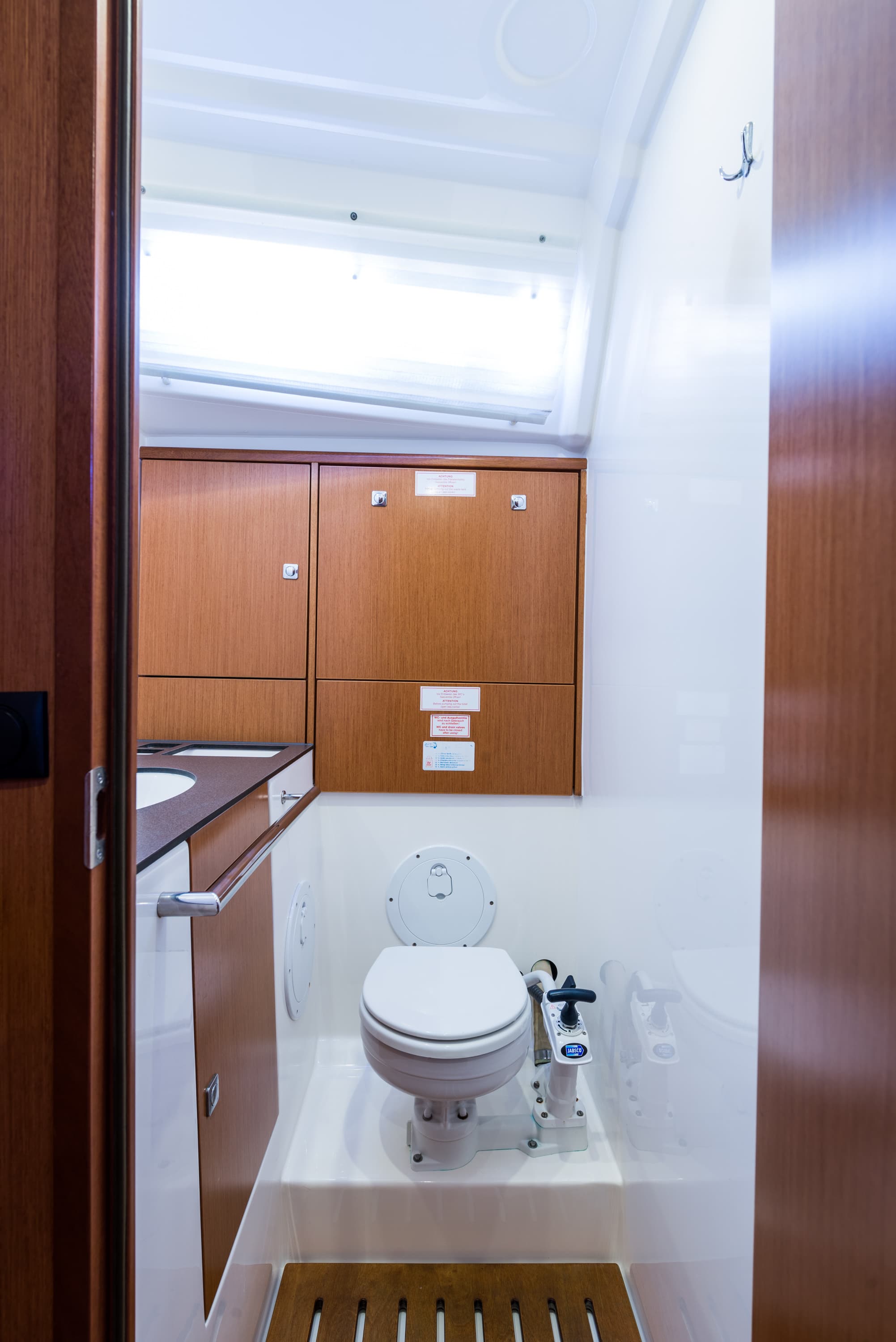 Bavaria Cruiser 46 - photo 16