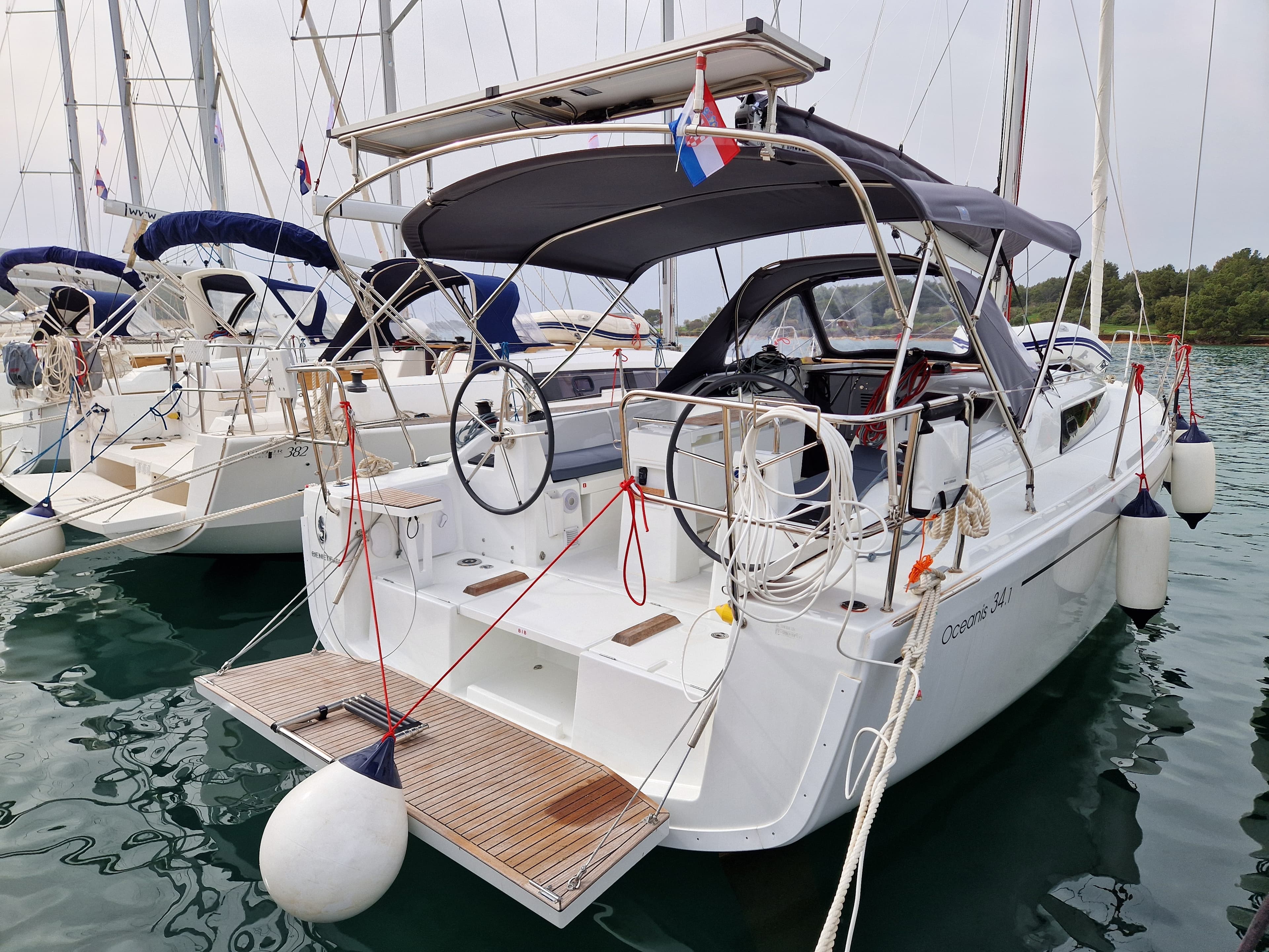 Oceanis 34.1 - photo 18