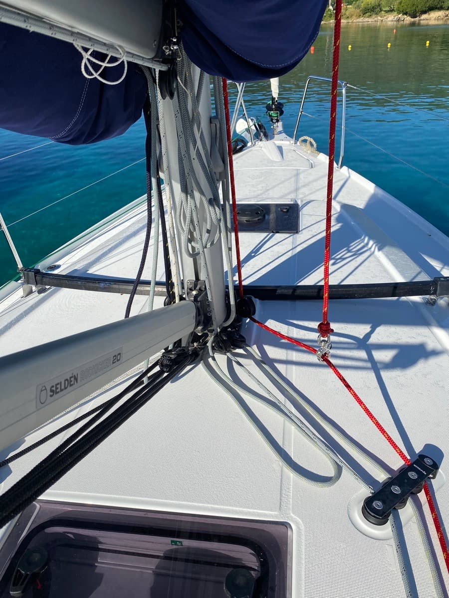 Oceanis 34.1 - photo 5