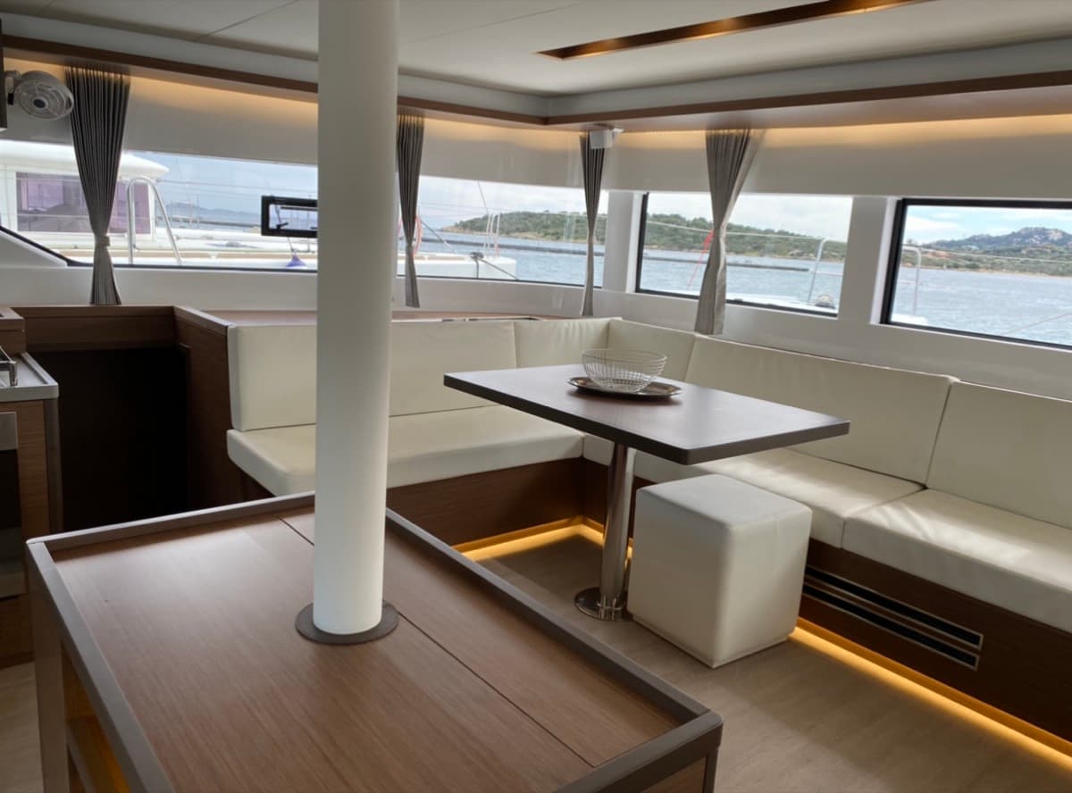 Lagoon 50 - photo 24