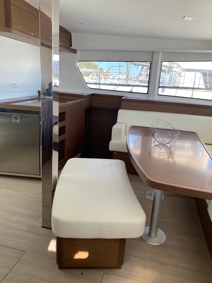 Lagoon 42 - photo 17