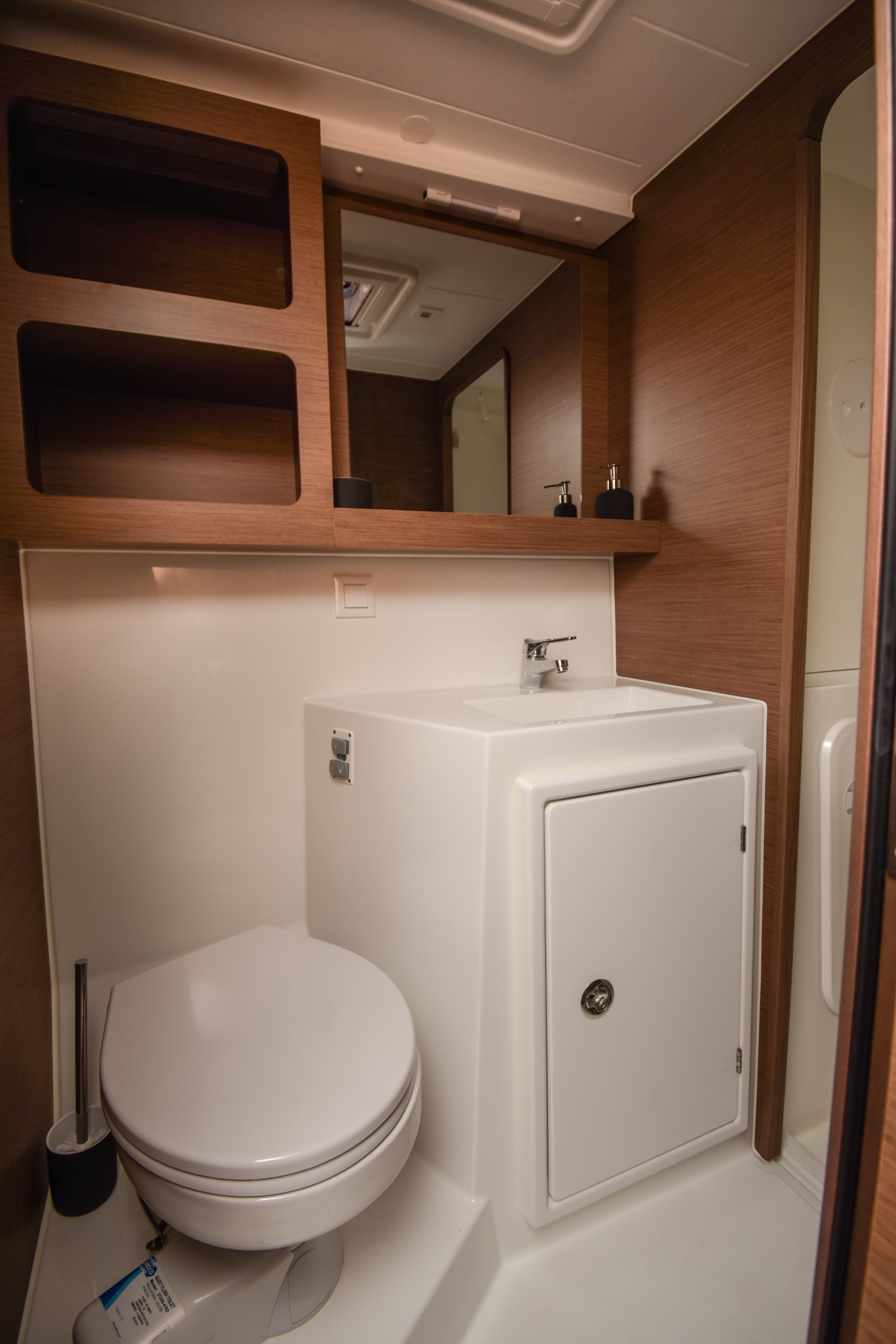 Lagoon 42 - photo 13