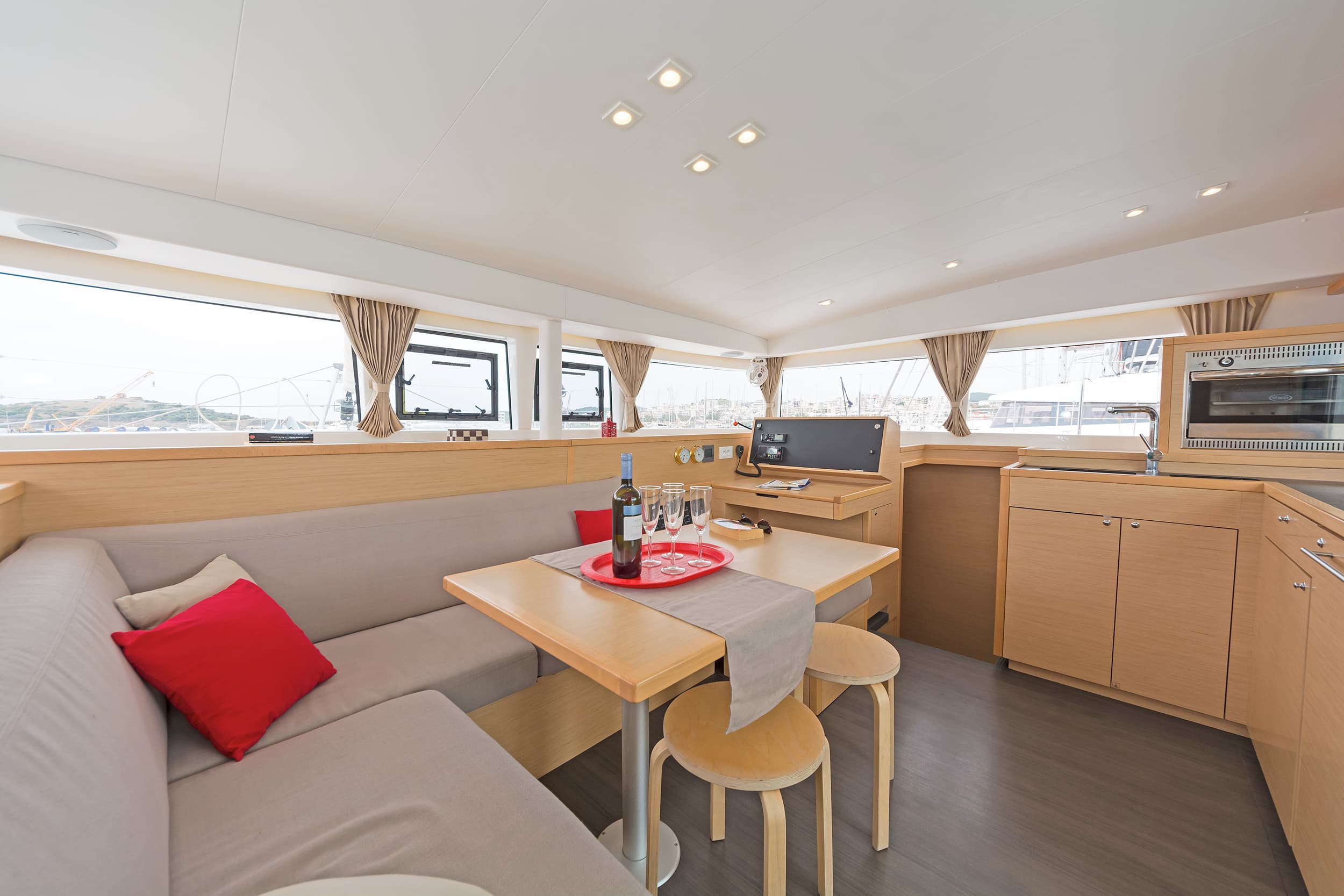 Lagoon 400 S2 - photo 13