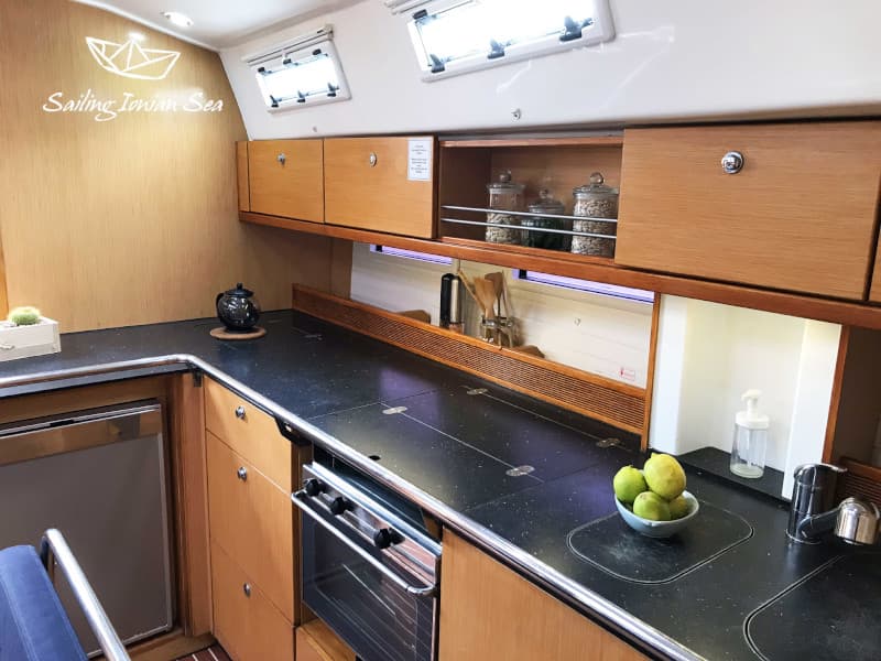 Bavaria 45 Cruiser - photo 7