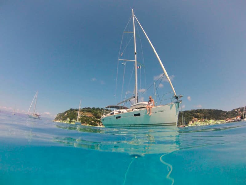 Sun Odyssey 42DS - photo 4