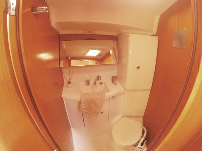 Sun Odyssey 42DS - photo 15